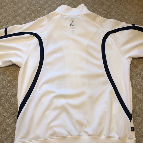 ⚪️🔵 Men’s Jordan Zip Up - Picture 2 of 6